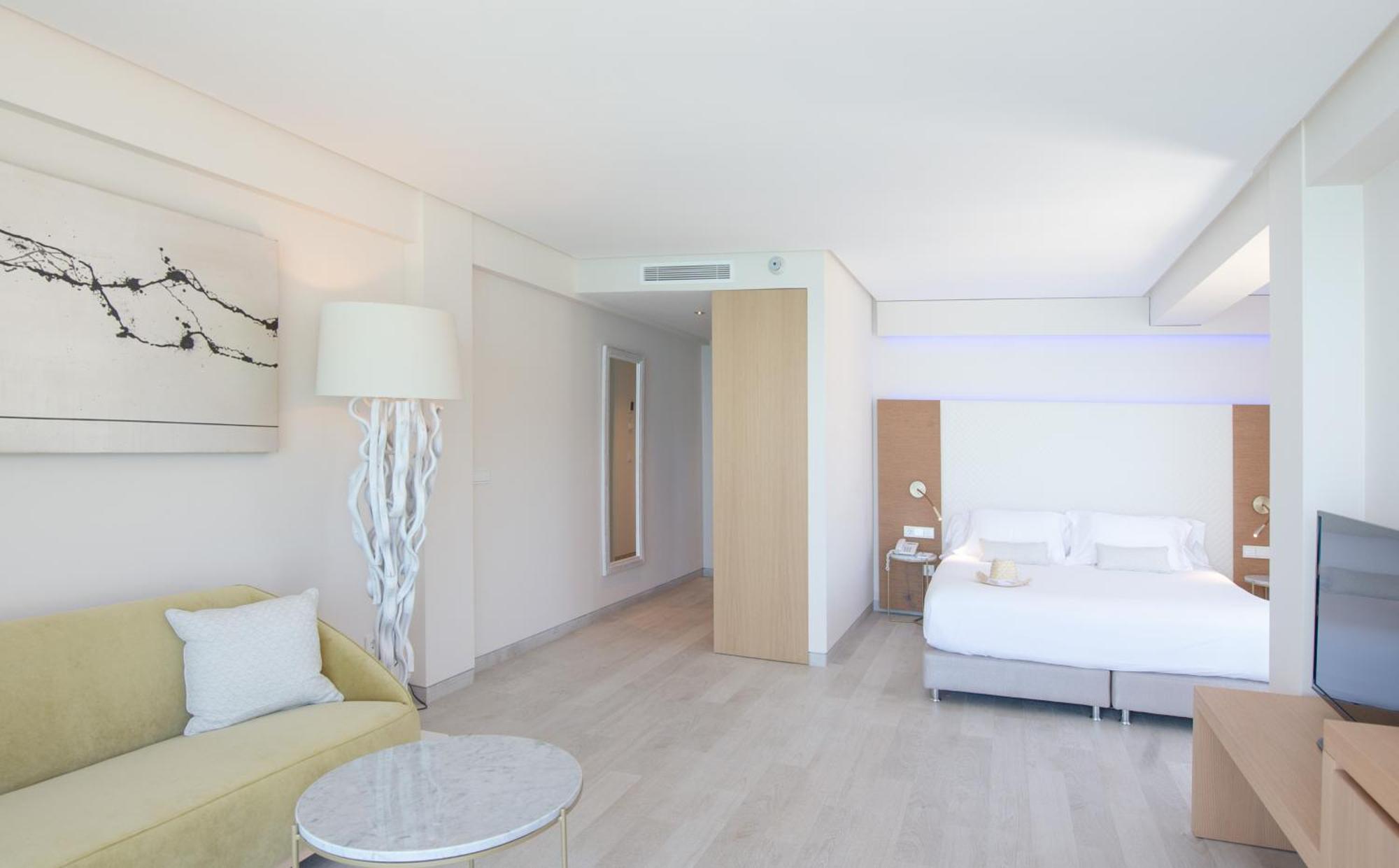 Melbeach Hotel & Spa - Adults Only Canyamel  Zewnętrze zdjęcie