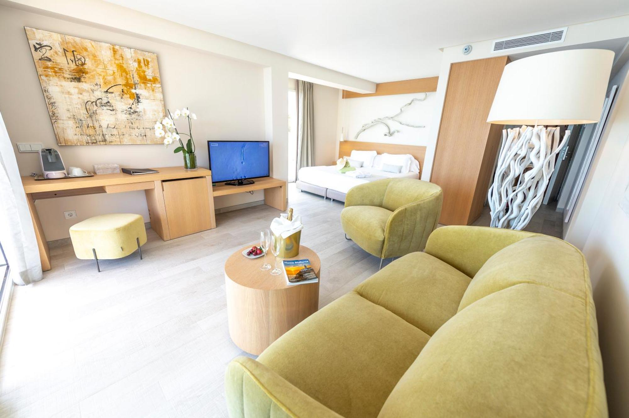 Melbeach Hotel & Spa - Adults Only Canyamel  Zewnętrze zdjęcie
